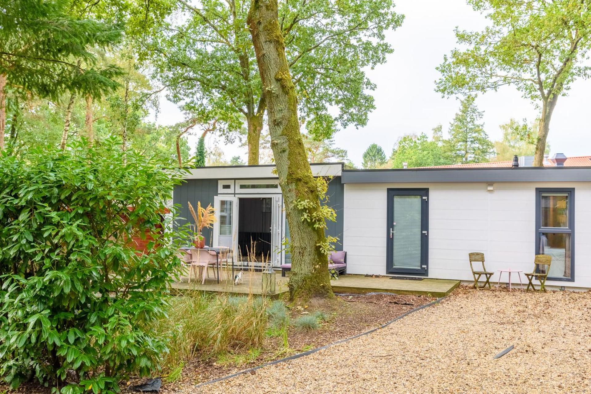 Heerlijk Huisje Hoenderloo Exterior photo